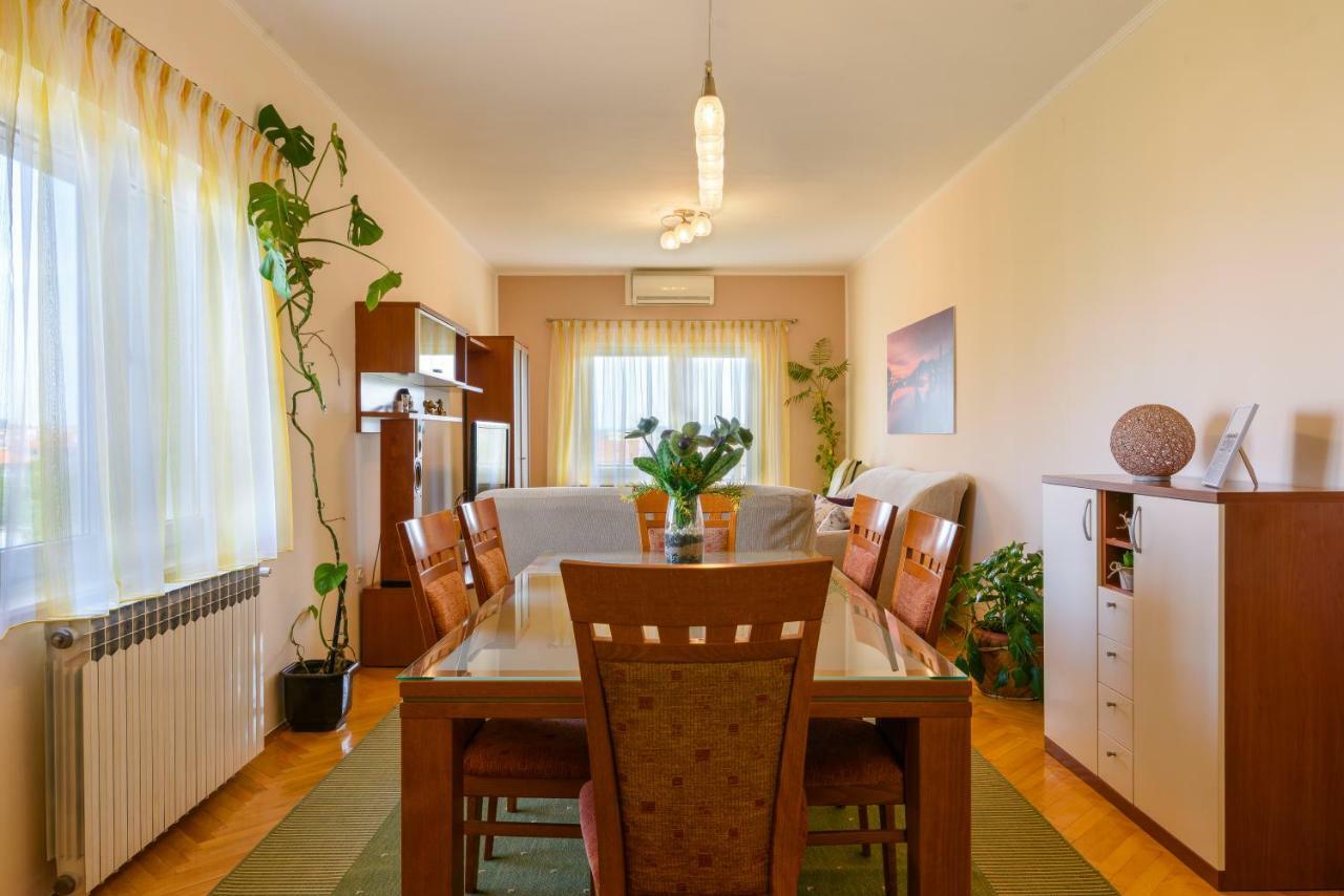 Marinella Apartment Trogir Bagian luar foto